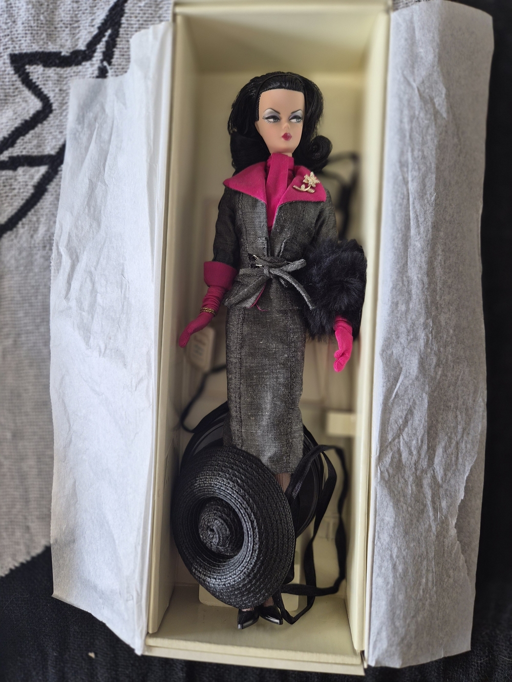 Barbie Fashion Model Collection Muffy Roberts Gold Label 12in Doll 2004 RFB